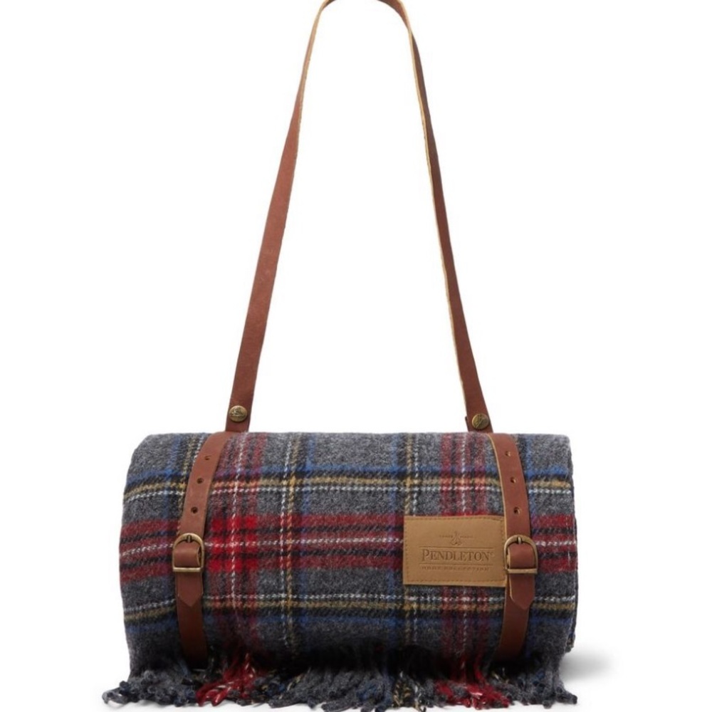 Pendleton - Fringed checked Wool Blanket